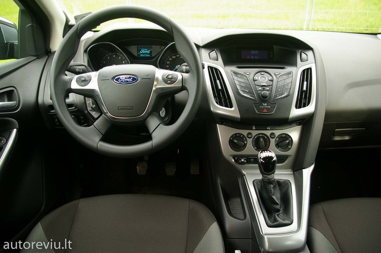 ford_focus__4_