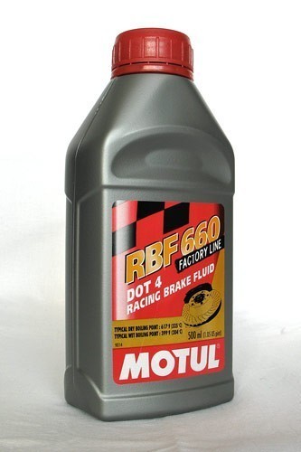 Motul_brakeFld_B_1