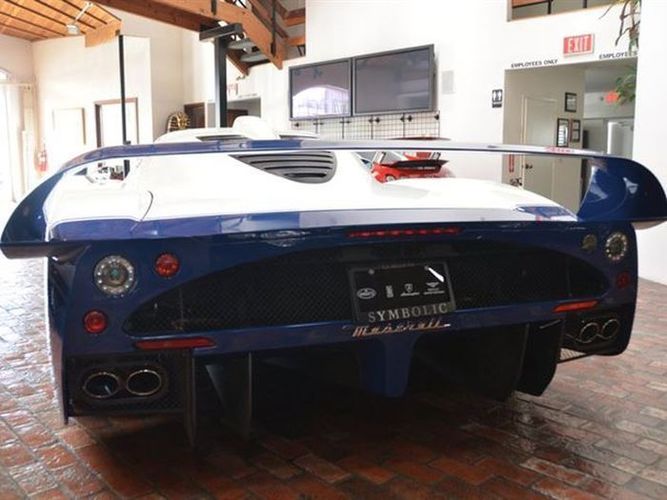 Maserati_MC12__2_