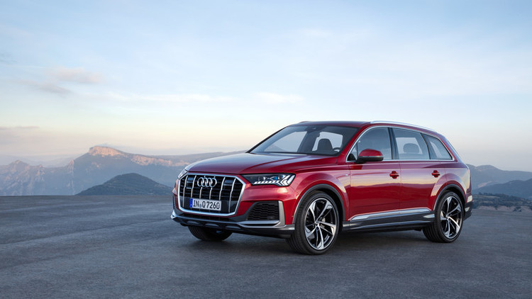 Audi_Q7_2019_1