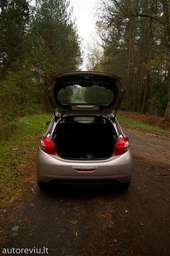 peugeot_208__6___Large_