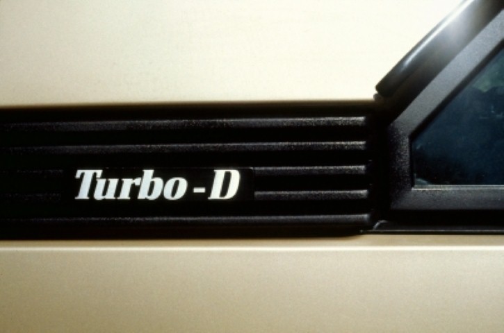thb3_Renault_Fuego_Turbo_D_-_monogram__Small_