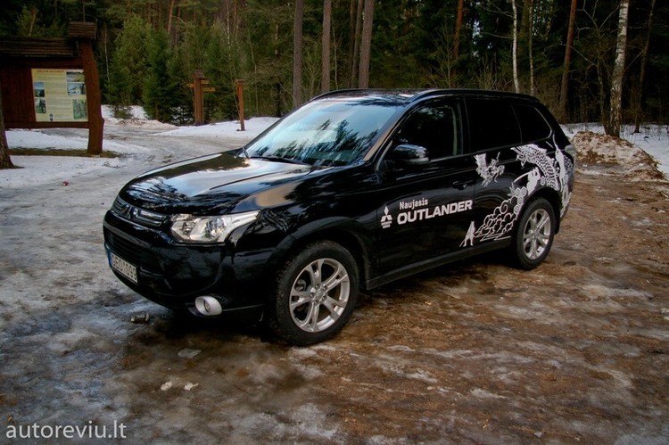 mitsubishi_outlander__1_