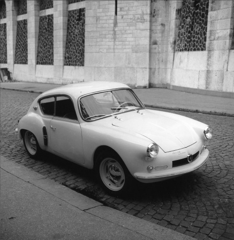 Renault_146_global_en__Small_