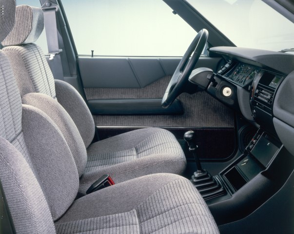 Renault_11_TXE_1986_r