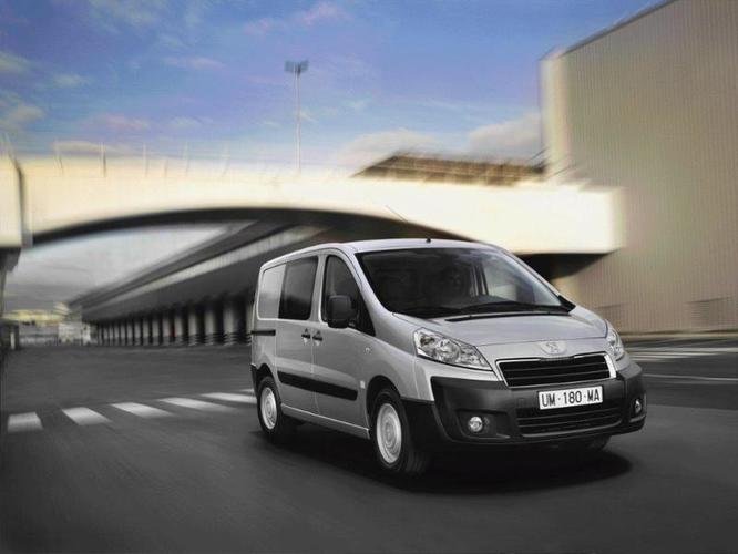 Peugeot_Expert