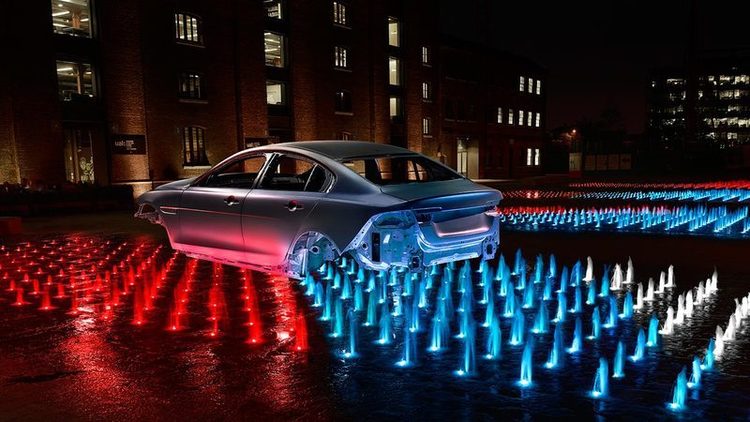 XE_16MY_100_GEE_gallery_desktop-1366x769_tcm76-113484_desktop_1366x769