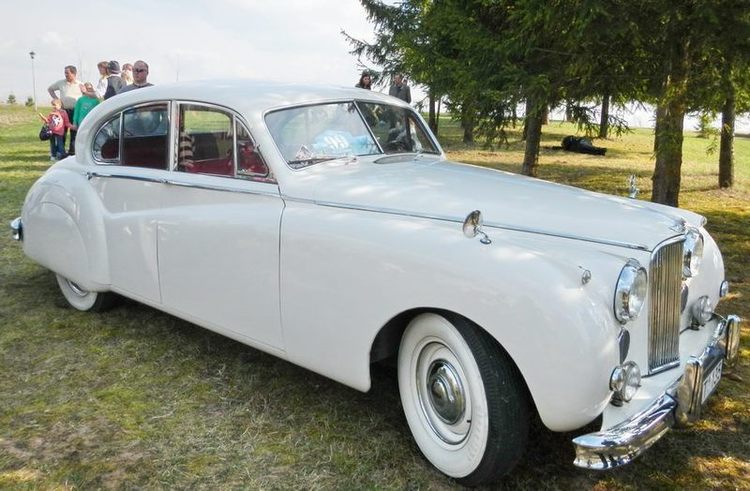 486825_4193924305238_2030029513_n