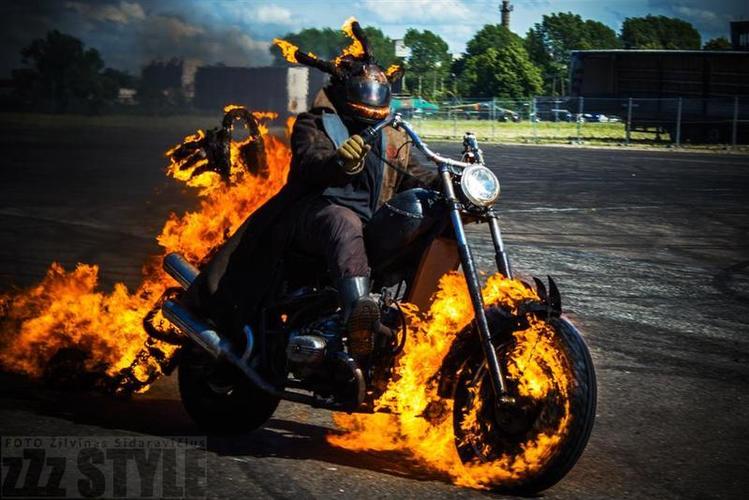 auto_show_millenium__43_