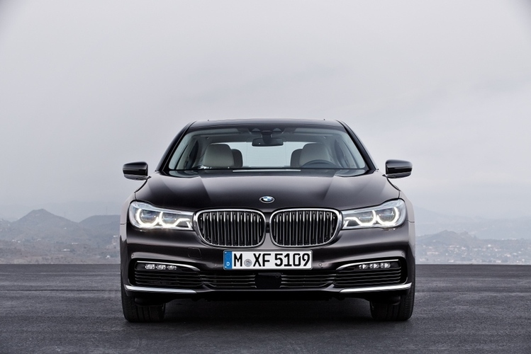 BMW_7__3_