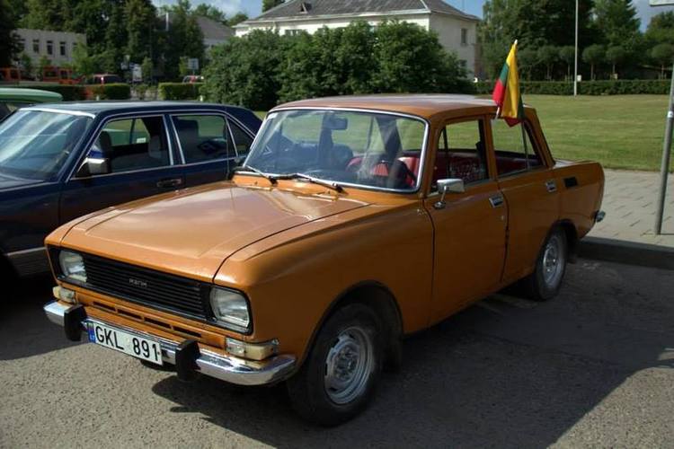 Bir___senovin_s_technikos_klubas_Ekipa_as__4_