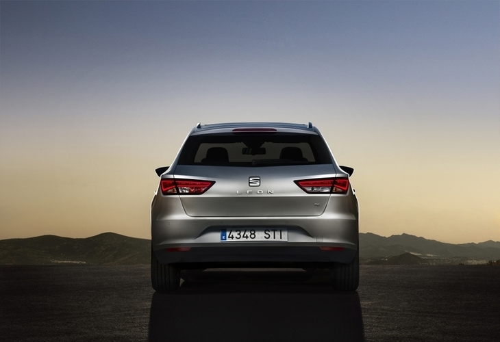 014-SEAT-LEON-ST-STYLE