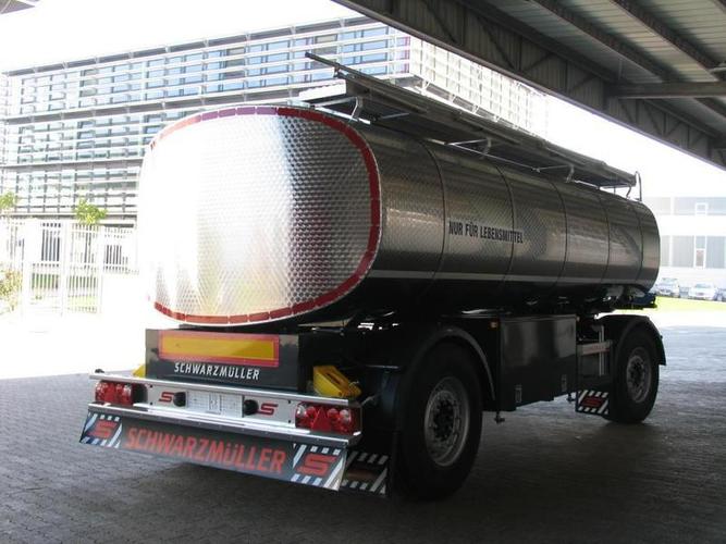 Schwarzm__ller_cisterna__4_
