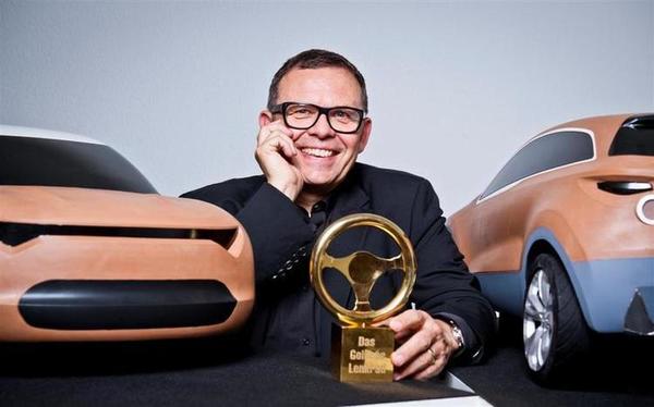 Golden_Steering_Wheel_Peter_Schreyer_1__Large_