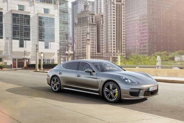 Porsche_Panamera_Turbo_S_Executive