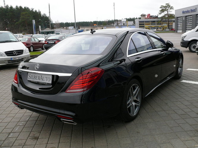 Mercedes-Benz_S500