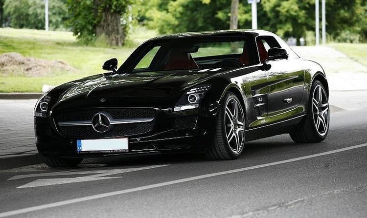 Mercedes-Benz_SLS_AMG