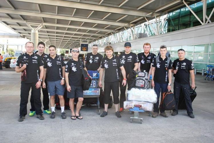 General_Financing_-_Autopaslauga_komanda_tik_k__nusileidusi_Argentinos_oro_uoste_nuotr__Gedmanto_Kropio