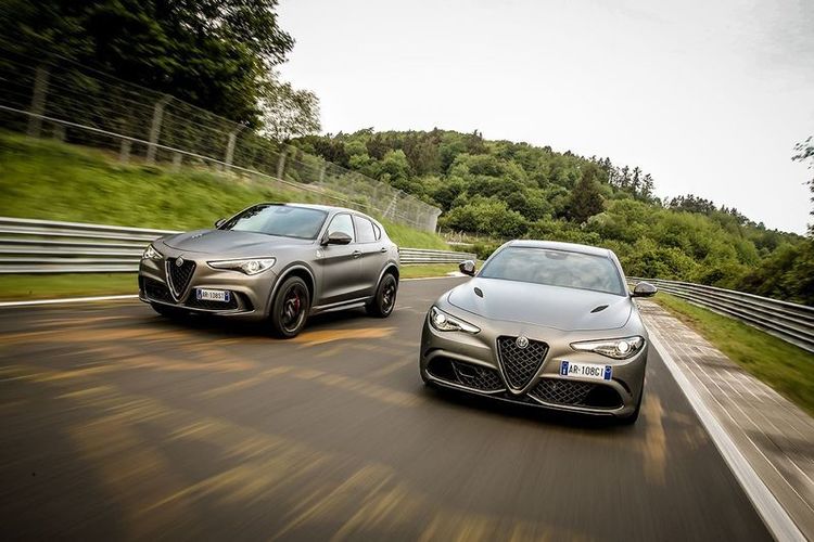 AlfaRomeoStelvioQuadrifoglioNRINGandAlfaRomeoGiuliaQuadrifoglioNRING