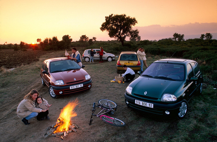 Renault_79037_global_en