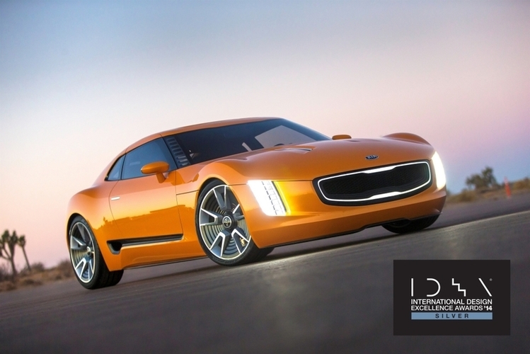 Kia_GT4_Stinger2
