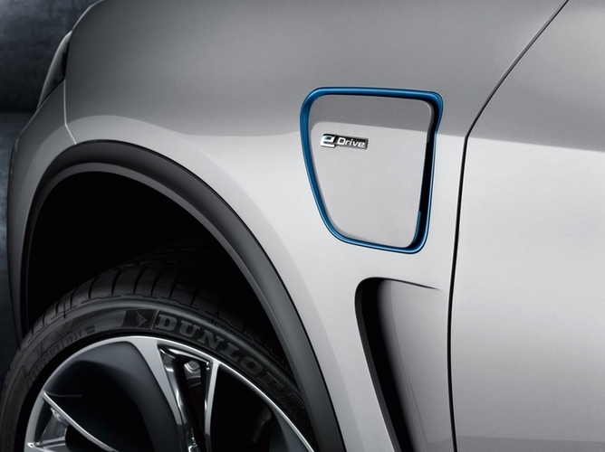 BMW_Concept_X5_eDrive_exterior__8_