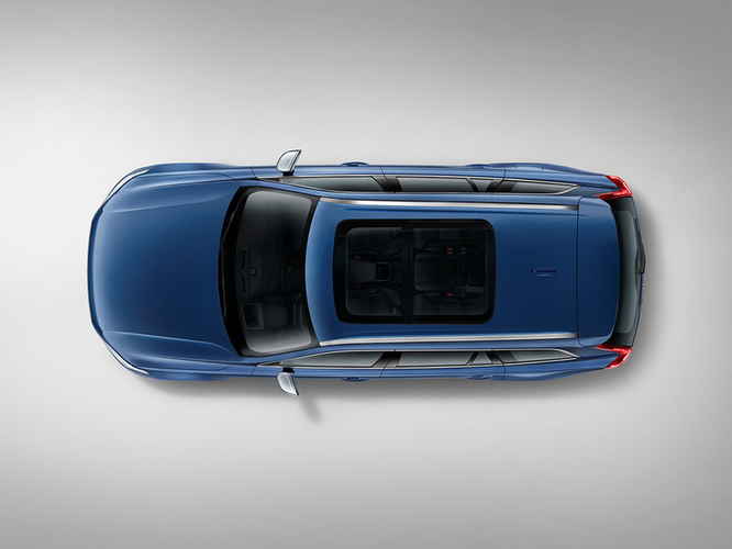 151951_The_all_new_Volvo_XC90_R_Design