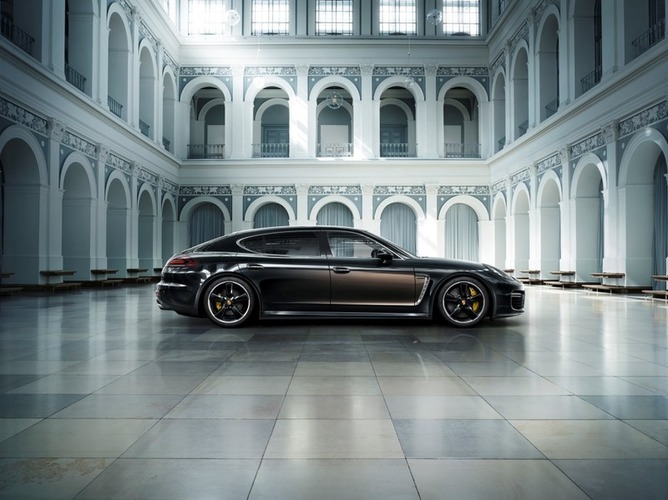 Panamera_Exclusive__3_