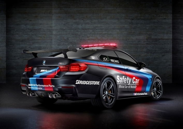M4_MotoGP_Safety_Car__3_