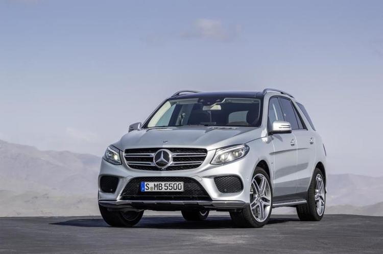Mercedes-Benz_GLE_500_e__6_