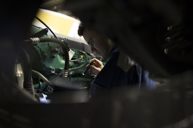 JOTO_SPOON_270215_volvo_truckservice_0673