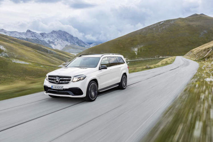 Mercedes-AMG_GLS_63_4MATIC__2_