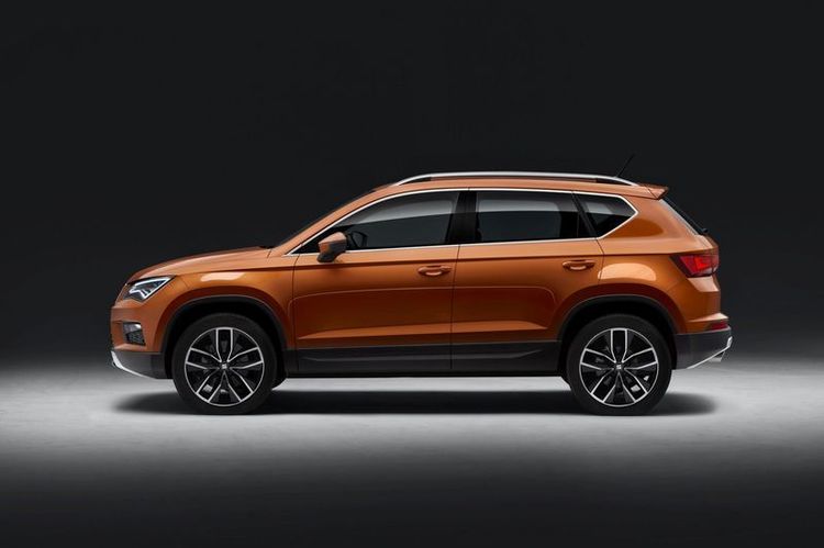 SEAT-ATECA-03
