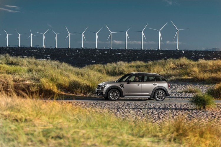 MINI_Cooper_S_E_Countryman_ALL4_7