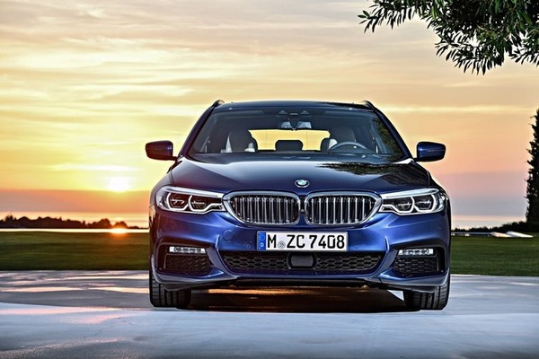 1_BMW_5_Touring