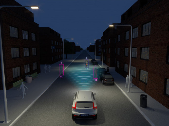 213025_New_Volvo_XC40_City_Safety_Darkness
