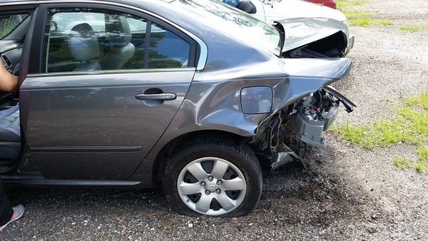 car-accident-2429527_960_720