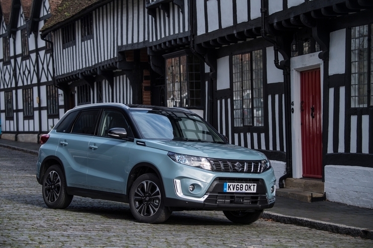Suzuki_Vitara__2_