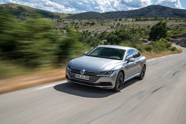 VW_Arteon_Elegance_1