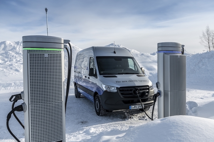 Elektrinis_Mercedes-Benz_eSprinter